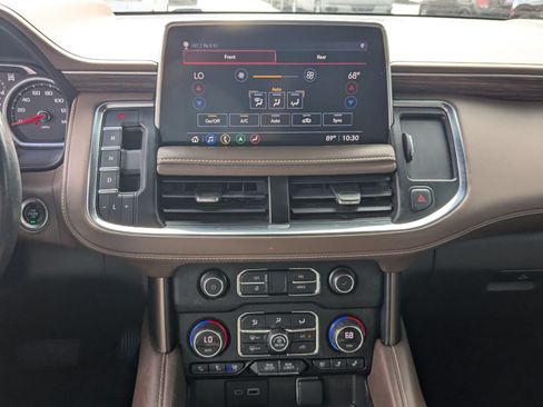 Used 2021 Chevrolet Tahoe High Country AWD/4WD image 13