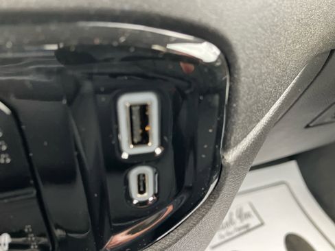 New 2026 GMC Sierra 1500 SLE image 33