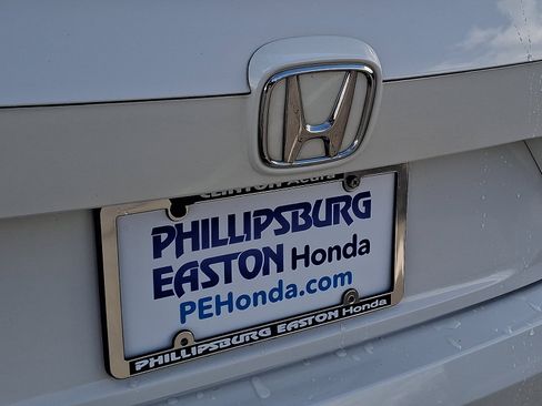 Used 2020 Honda Accord EX image 32