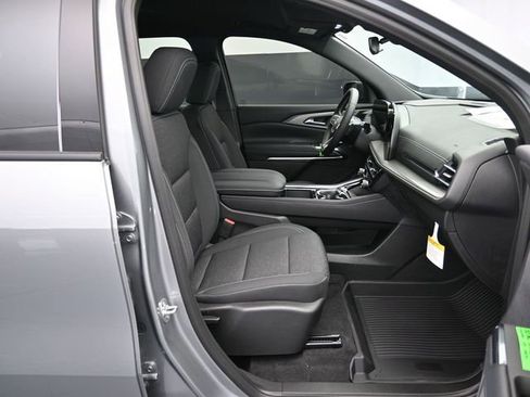 New 2026 Chevrolet Traverse LT w/ LPO, Floor Liner Package image 42