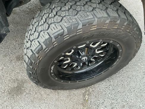 Used 2016 Ford F150 XLT w/ XTR Package image 19