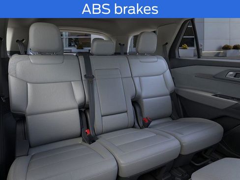 New 2026 Ford Explorer Active w/ Active Comfort Package image 11