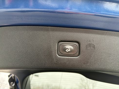 Used 2022 Ford Edge SEL w/ Convenience Package image 28