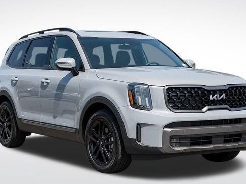 Used 2025 Kia Telluride SX Prestige X-Line AWD/4WD image 2