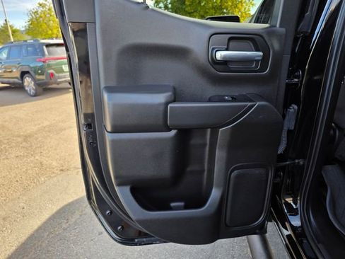 Used 2019 Chevrolet Silverado 1500 Custom Trail Boss w/ Custom Convenience Package image 24