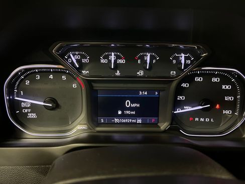 Used 2020 GMC Sierra 1500 Elevation w/ Elevation Value Package AWD/4WD image 19