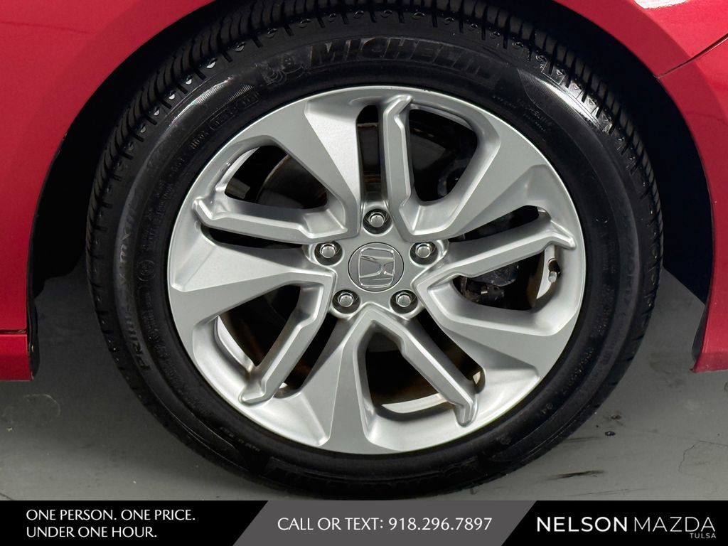 Used 2018 Honda Accord LX image 15