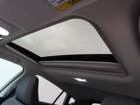 Used 2025 Subaru Crosstrek 2.5i Limited w/ Crosstrek Mirror Package AWD/4WD image 21