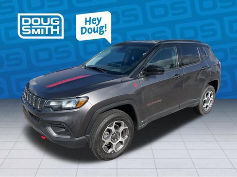 Certified 2022 Jeep Compass Trailhawk AWD/4WD image 1