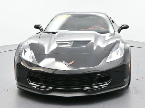 Used 2019 Chevrolet Corvette Z06 RWD image 2