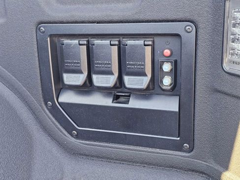 Used 2025 Chevrolet Silverado EV RST AWD/4WD image 14