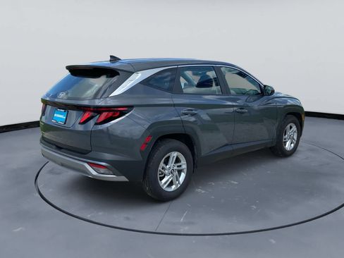 Used 2026 Hyundai Tucson SE FWD image 11