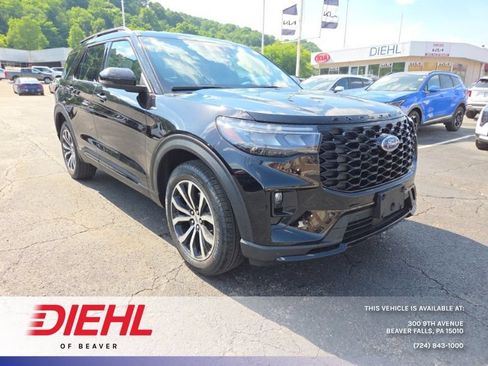 New 2026 Ford Explorer ST-Line AWD/4WD image 1