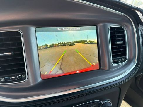 Used 2019 Dodge Charger R/T w/ Plus Group RWD image 18
