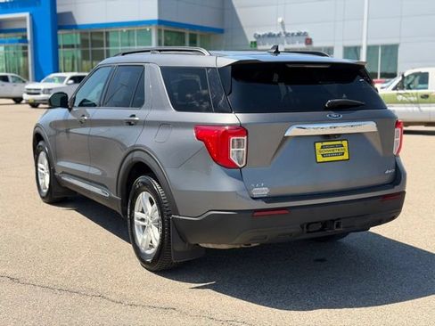 Used 2021 Ford Explorer XLT w/ Class III Trailer Tow Package AWD/4WD image 7