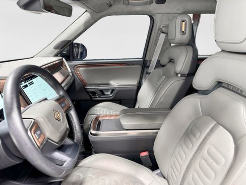 Used 2023 Rivian R1S Launch Edition AWD/4WD image 17