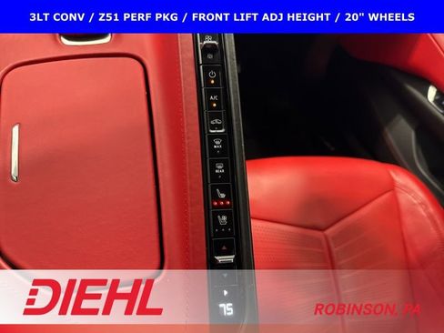 Used 2023 Chevrolet Corvette Stingray w/ Z51 Performance Package image 38