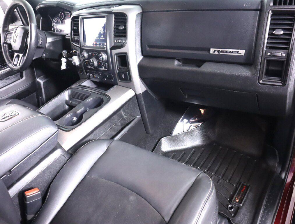 Used 2018 RAM 1500 Rebel w/ Ram 1500 Black Rebel Group AWD/4WD image 46