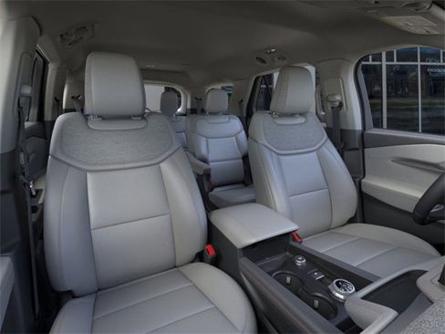 New 2026 Ford Explorer Active w/ Active Comfort Package image 10