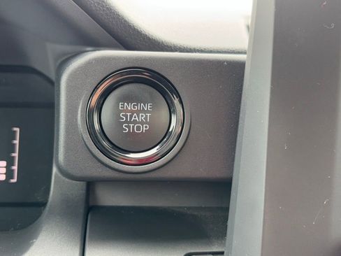 Used 2025 Toyota Tacoma SR image 13