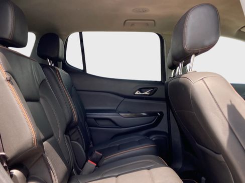 Used 2023 GMC Acadia AT4 AWD/4WD image 17