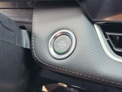 New 2026 Chevrolet Equinox LT FWD image 35