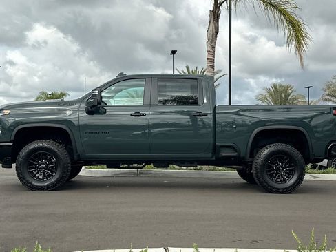New 2026 Chevrolet Silverado 2500 ZR2 image 7