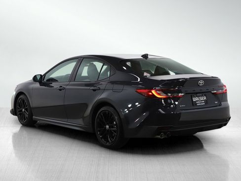 Used 2025 Toyota Camry SE w/ Multimedia Upgrade Package image 3