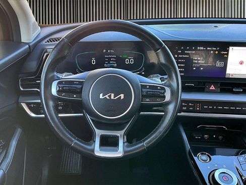 Used 2023 Kia Sportage EX image 5