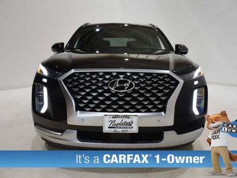 Used 2021 Hyundai Palisade Calligraphy image 2
