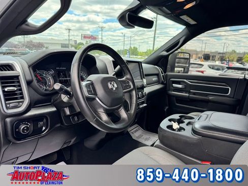 Used 2024 RAM 2500 Big Horn AWD/4WD image 3