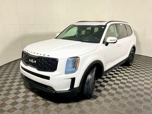 Used 2022 Kia Telluride SX w/ SX Prestige Package AWD/4WD image 11