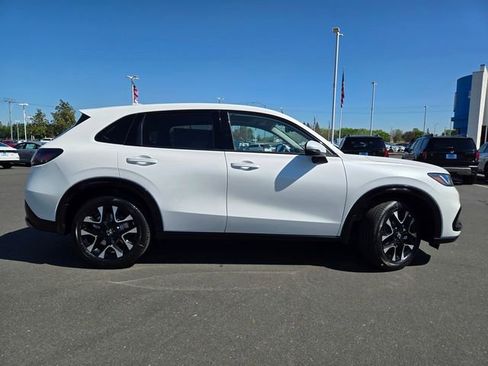 New 2026 Honda HR-V EX-L image 3