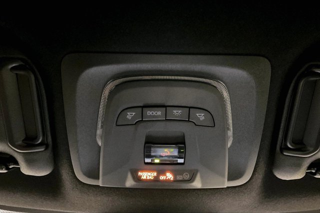 Used 2025 Toyota Corolla SE FWD image 35