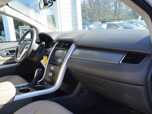 Used 2013 Ford Edge SEL image 31
