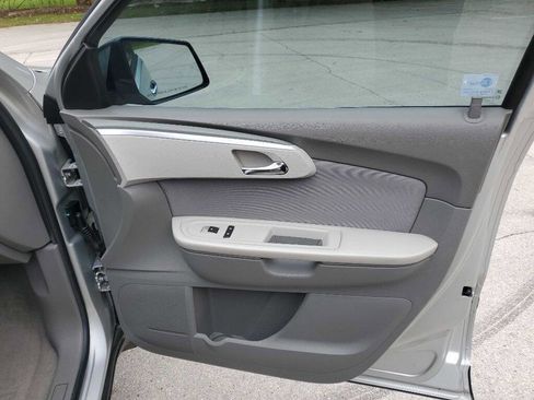 Used 2011 Chevrolet Traverse LS FWD image 24
