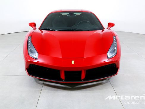Used 2016 Ferrari 488 GTB RWD image 4
