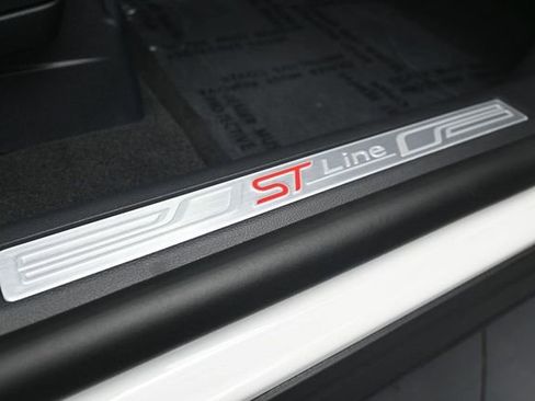 New 2026 Ford Explorer ST-Line AWD/4WD image 17