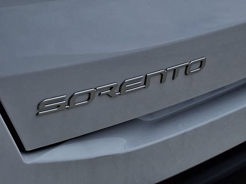 New 2026 Kia Sorento EX AWD/4WD image 22