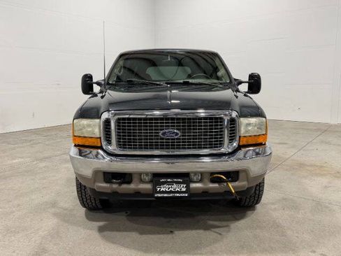 Used 2001 Ford Excursion Limited image 3