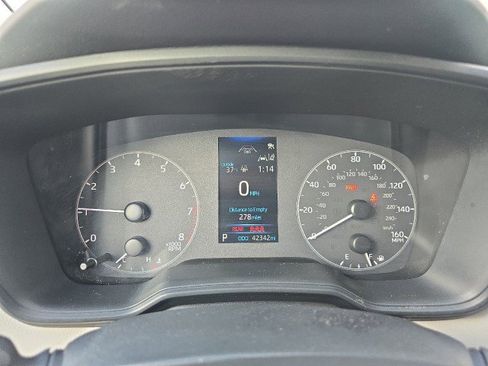 Used 2023 Toyota Corolla LE image 23