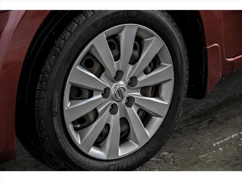 Used 2015 Nissan Sentra SV w/ Cold Weather Package image 4