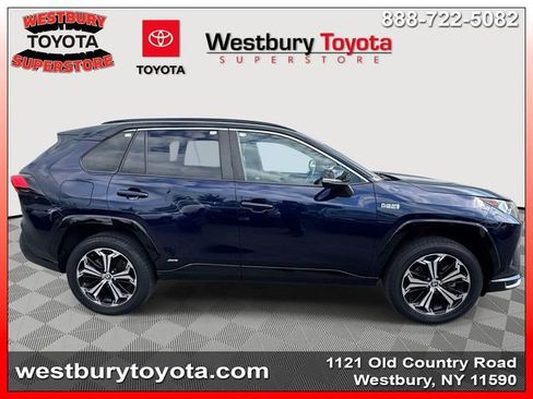 Certified 2021 Toyota RAV4 XSE w/ Weather Package AWD/4WD image 11