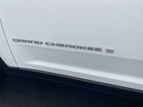 New 2025 Jeep Grand Cherokee L Limited image 51