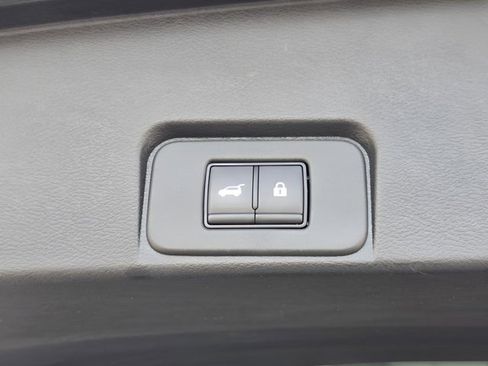 Certified 2023 Nissan Rogue Platinum w/ Platinum Premium Package FWD image 15
