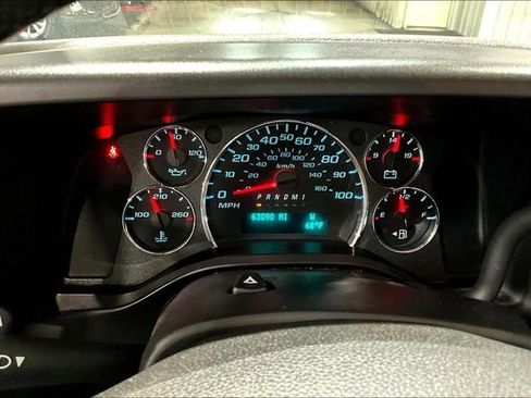 Used 2021 Chevrolet Express 2500 LT w/ LT Preferred Equipment Group RWD image 12