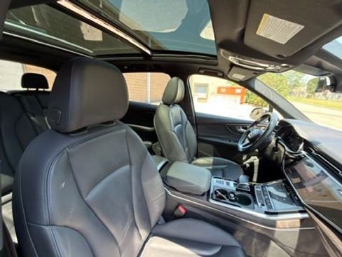 Used 2021 Audi Q7 2.0T Premium Plus w/ Premium Plus Package AWD/4WD image 33