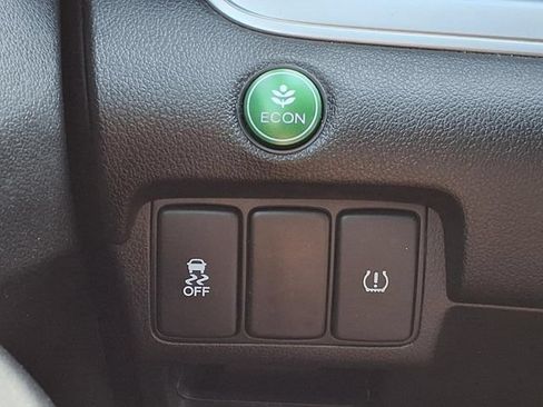 Used 2016 Honda CR-V LX image 17
