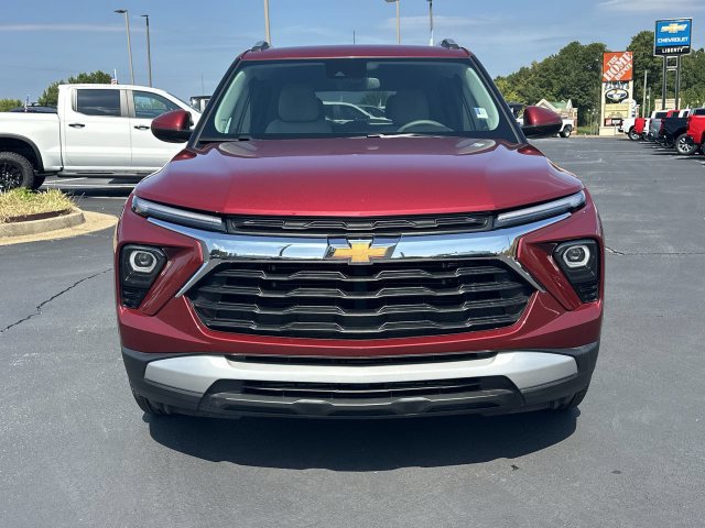 Used 2025 Chevrolet TrailBlazer LT w/ Driver Confidence Package FWD image 3