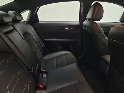 Used 2023 Kia Forte GT-Line image 19